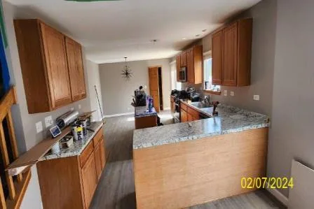 Kitchen cabinet and countertop improvement reference photograph